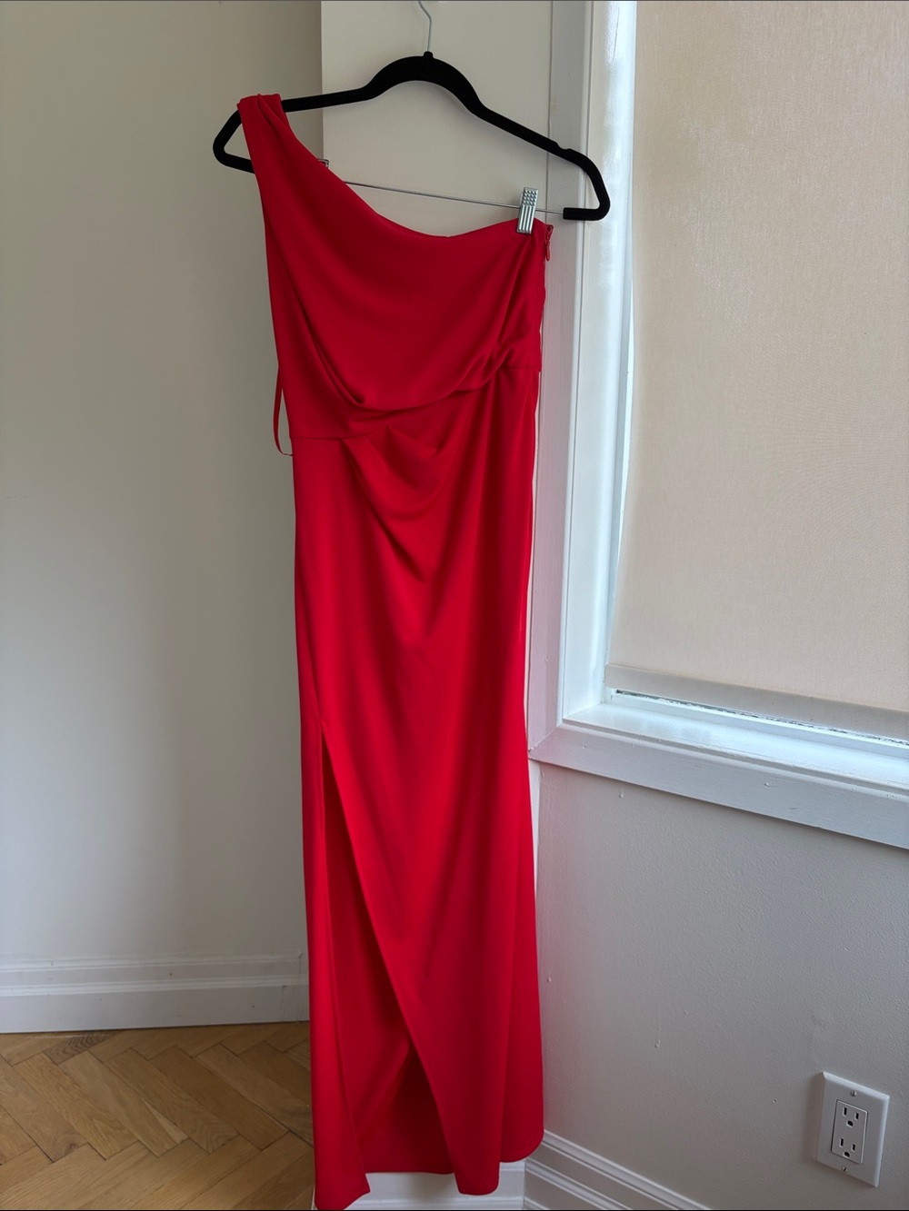 BCBGMaxAzria Red One-Shoulder Draped Gown with leg slit